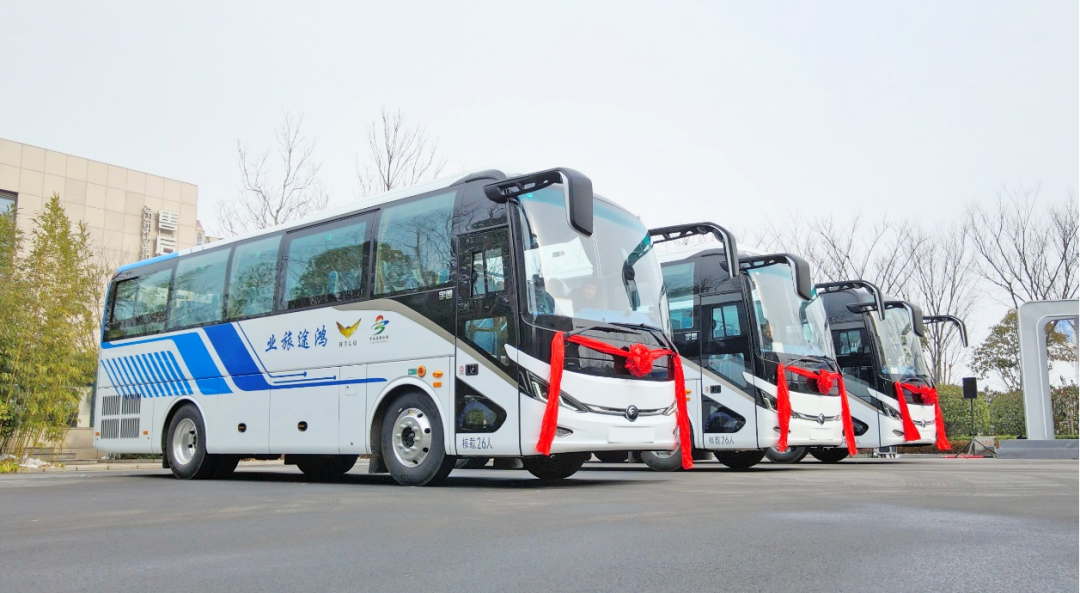 乘“饰”登高！宇通高端内饰助客户「赢」领每一程